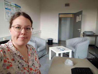 Belinda Bäßler in ihrem Büro am OSZ Bautechnik I