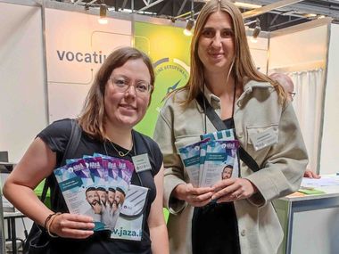 Zwei Ausbildungsbegleiterinnen sind bei der vocatium-Messe
